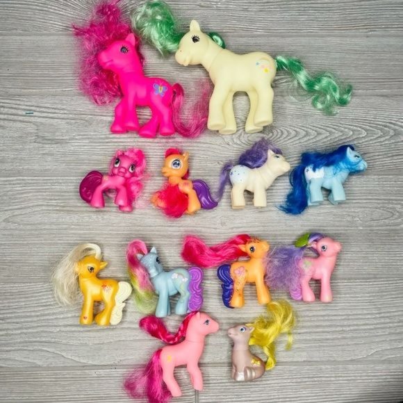 Vintage and newer My little pony and horse lot figurine toys rainbow dash & more - Picture 2 of 12